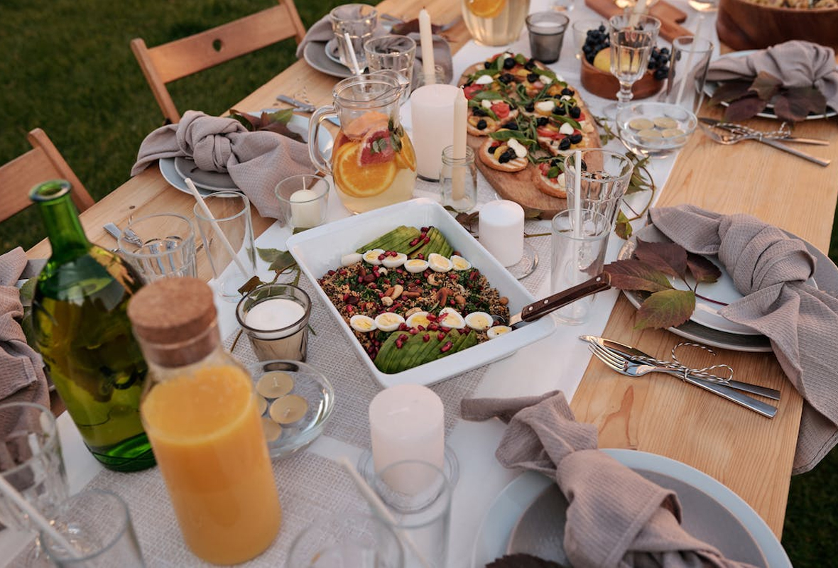 https://windycitybeveragegroup.com/wp-content/uploads/2023/04/inner_b2.jpg